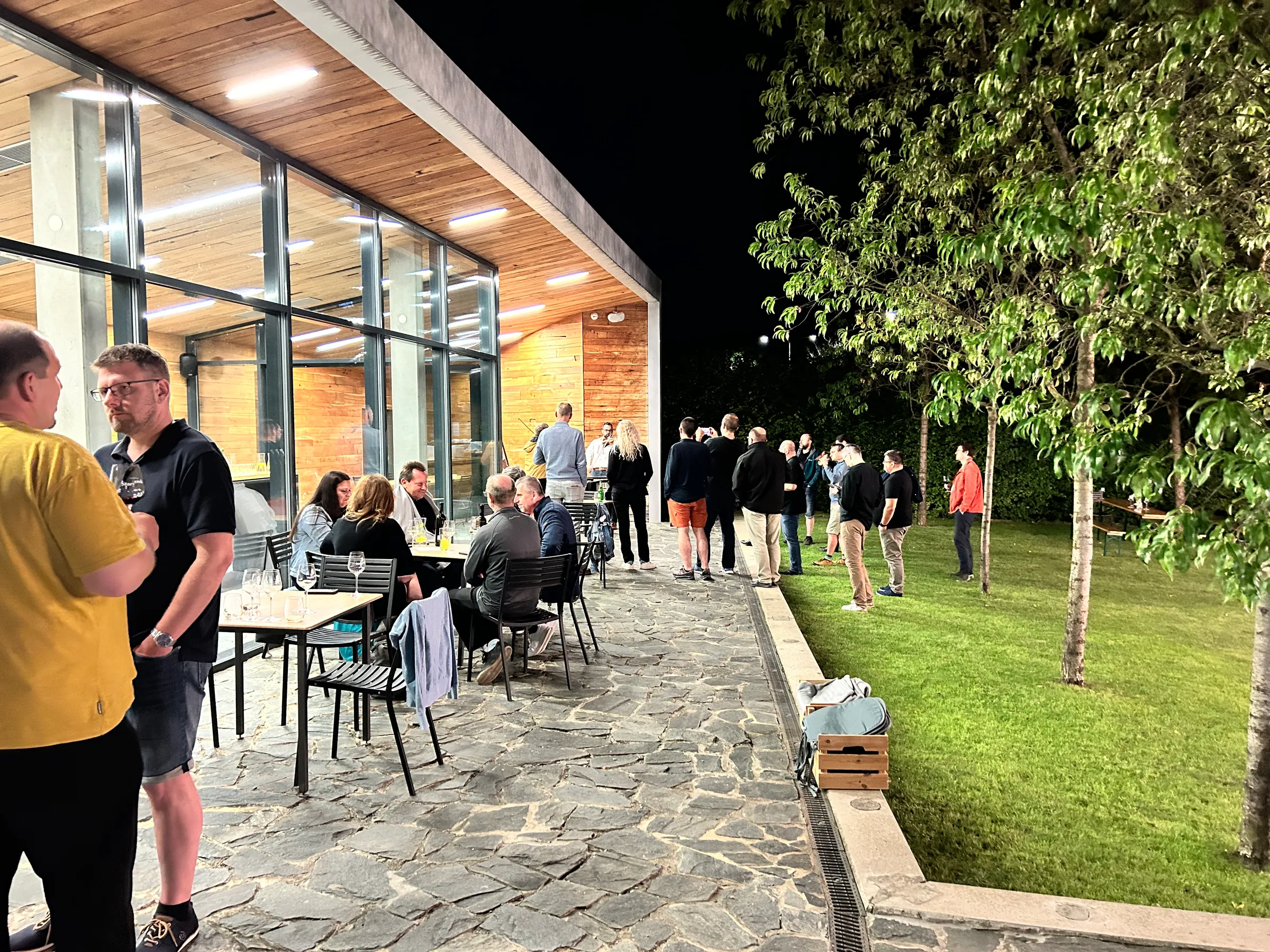 Večerní event